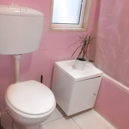 Hostel Aristheu