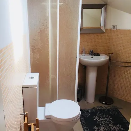 Hostel Aristheu