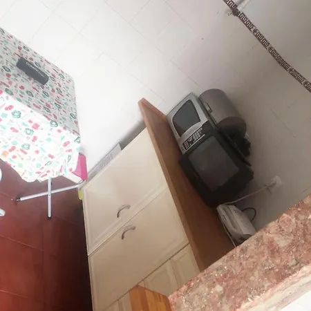 Aristheu Hostel